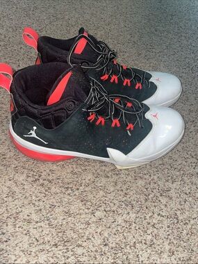 Michael Jordan Men's Athletic Basketball Sneakers - Black, White & Red